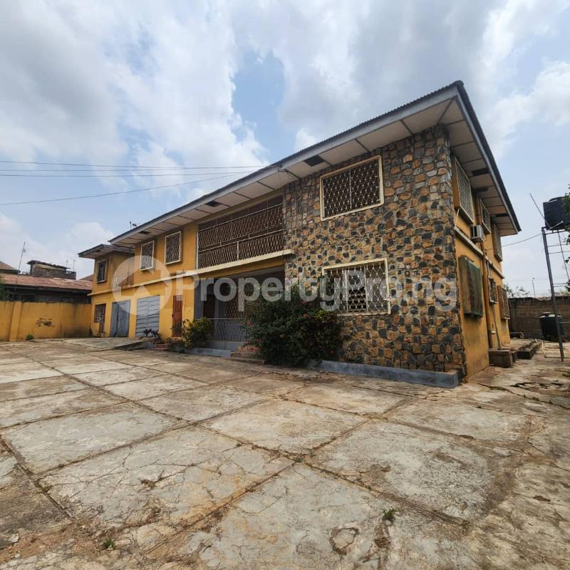 4 bedroom House for sale Beside Brent Supermarket, Apata Apata Ibadan Oyo