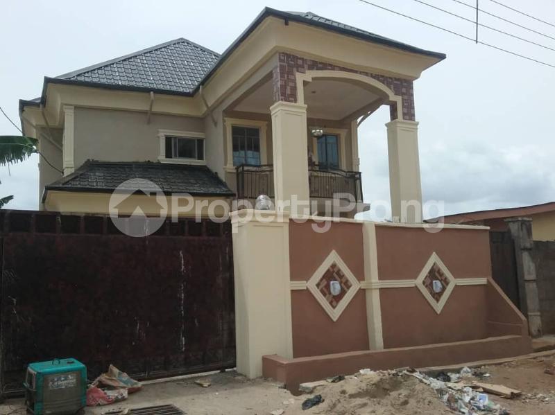 3 bedroom House for sale Omolade Igando Ikotun/Igando Lagos