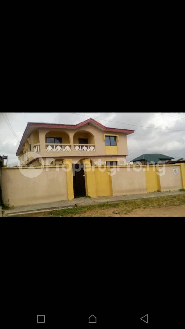 3 bedroom Flat / Apartment for sale 6 Ayetoro Road , Lafenwa Abeokuta Totoro Abeokuta Ogun