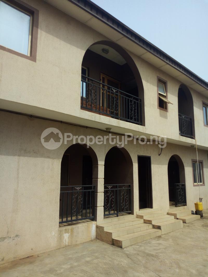 3 Bedroom House in Oko oba Agege Lagos House for sale in agege