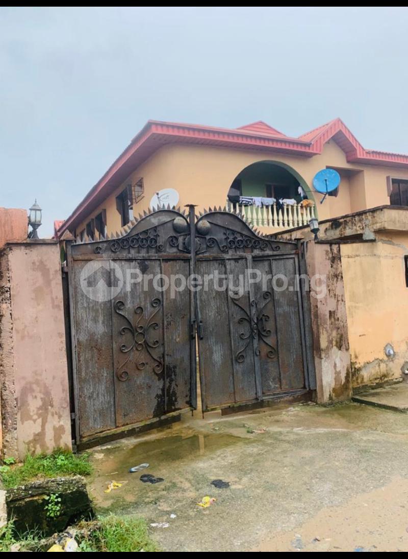 3 bedroom Flat / Apartment for sale Agbeke Street Off Ago Palace Ago palace Okota Lagos