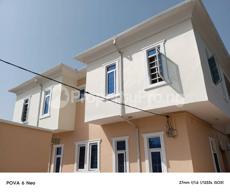 2 bedroom House for sale By Optimed Pharmacy Alakia Ibadan Oyo