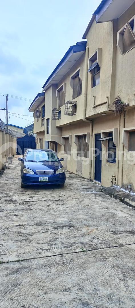 3 bedroom House for sale Puposola , New oko oba Abule Egba Lagos