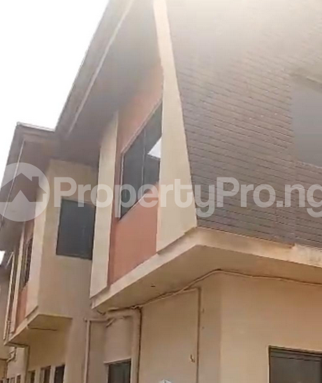3 bedroom Flat / Apartment for sale Oke Afa Estate Lagos Mainland, Oke-Afa Isolo Lagos