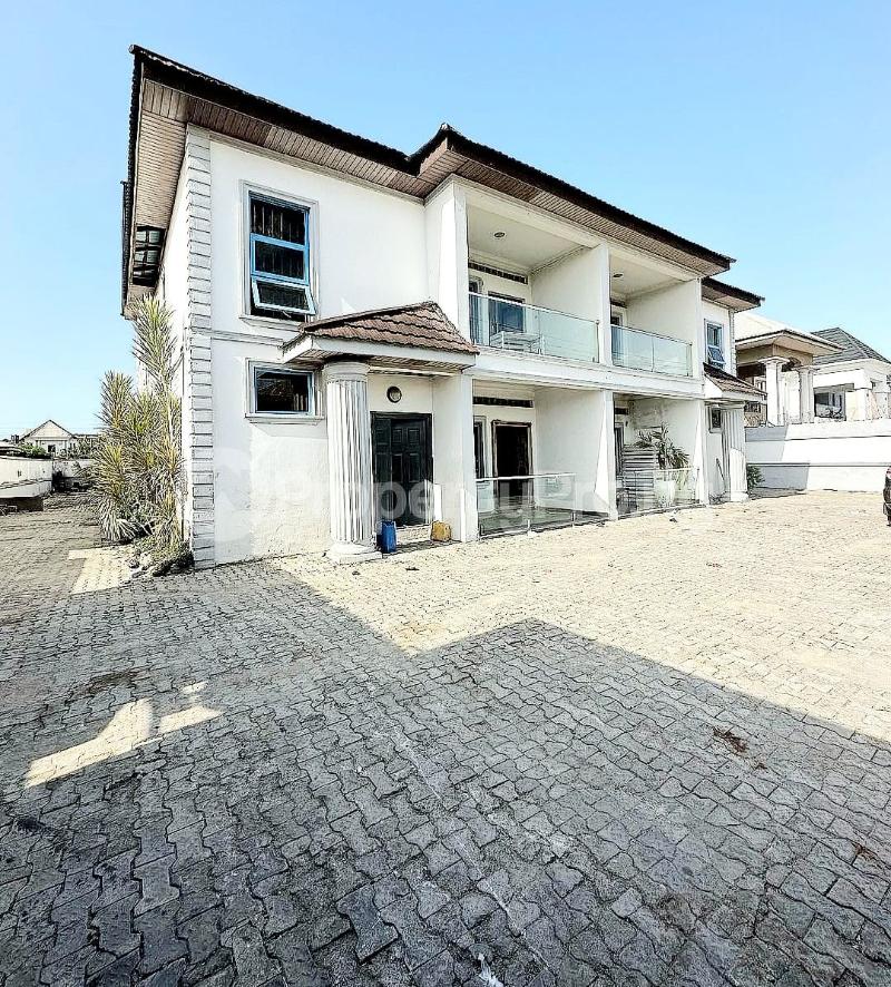 Commercial Property for rent Lekki Phase 1 Lekki Lagos
