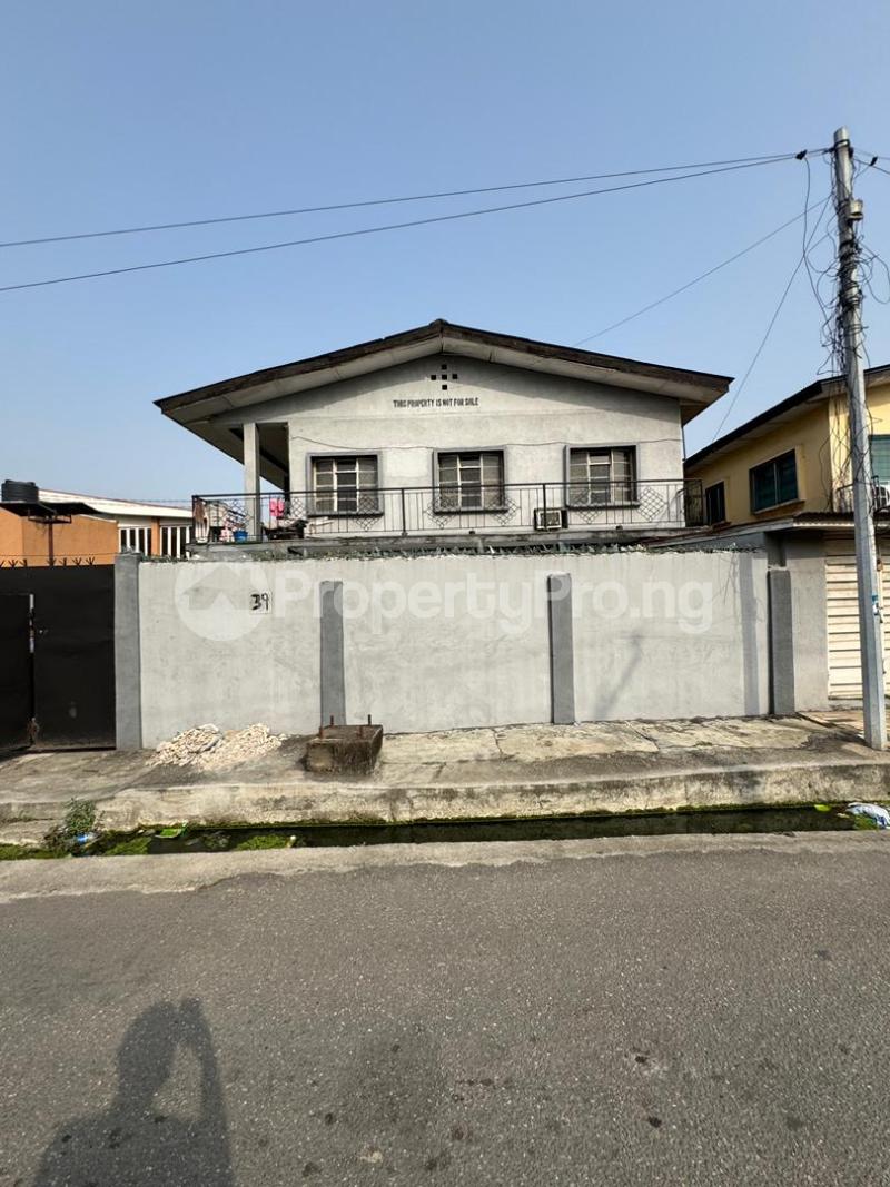 House for sale Ogunlana Surulere Lagos