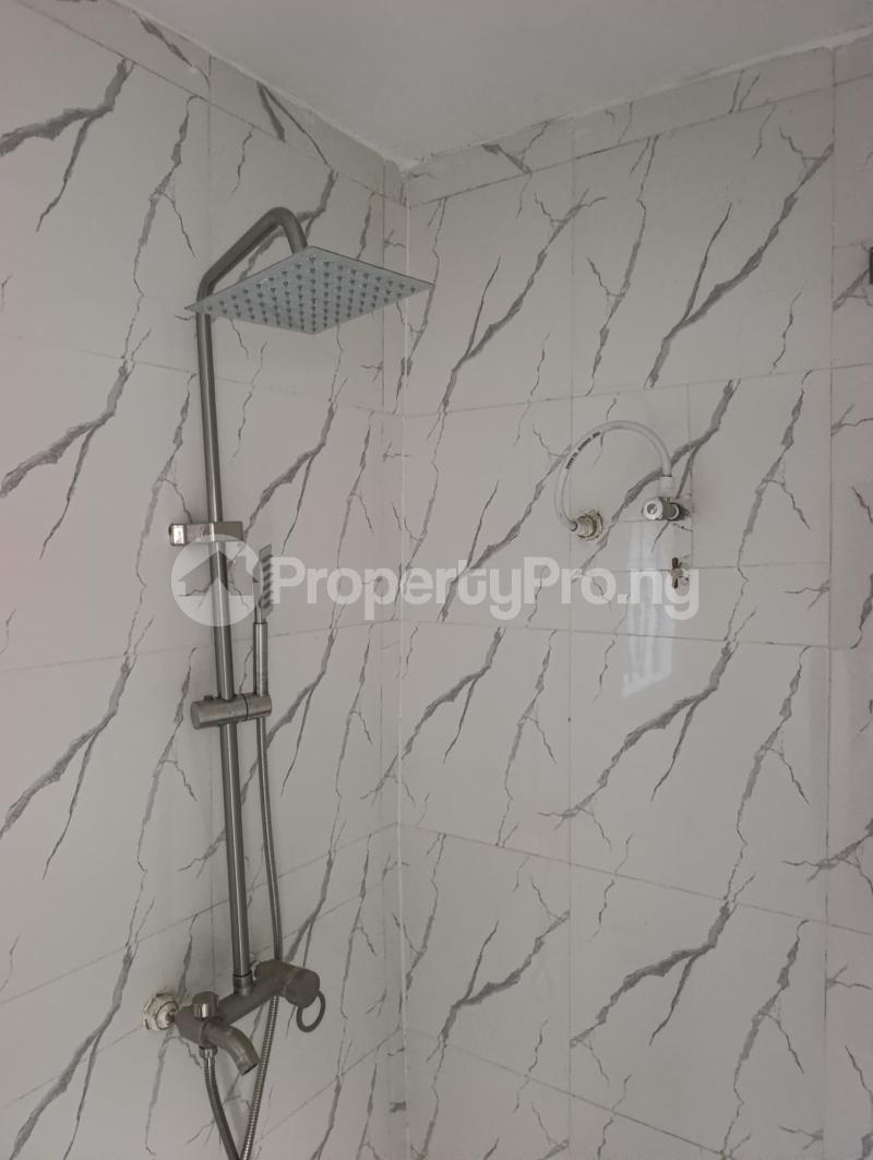 3 bedroom Flat / Apartment for rent Felele Street Ibadan Felele Ibadan Oyo