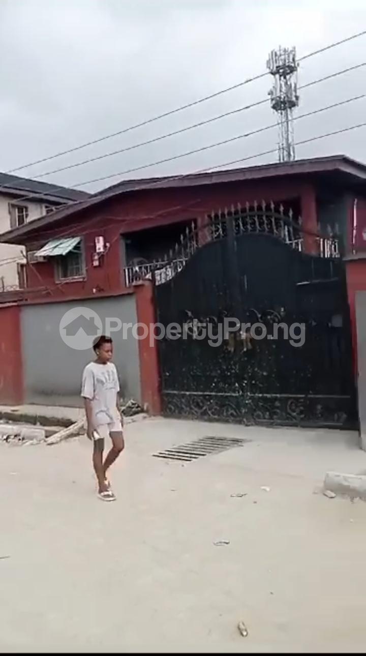 3 bedroom House for sale Ijesha Surulere Lagos