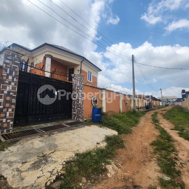10 bedroom House for sale Promise Land Estate, Elebu Oluyole Extension Akala Express Ibadan Oyo