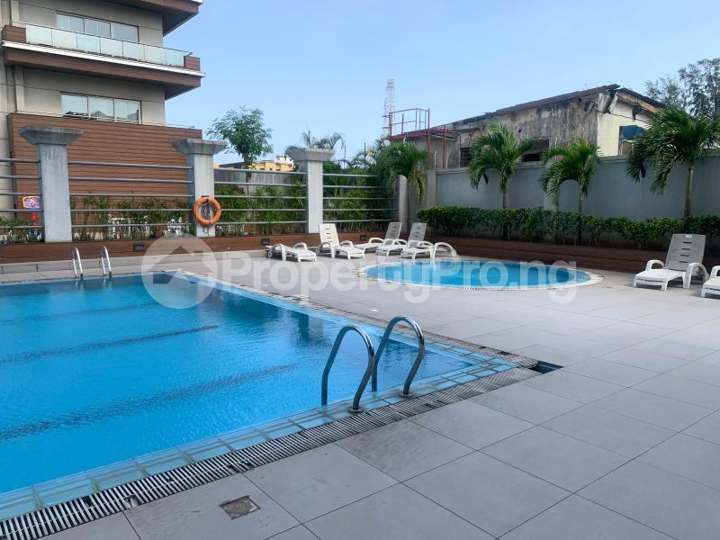 3 bedroom Flat / Apartment for rent Off Adeola Odeku Victoria Island Lagos