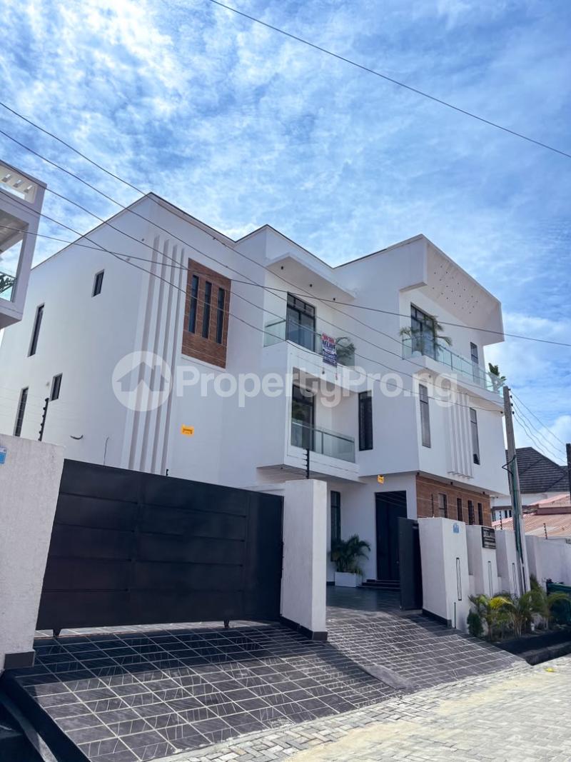 5 bedroom House for sale Osapa london Lekki Lagos