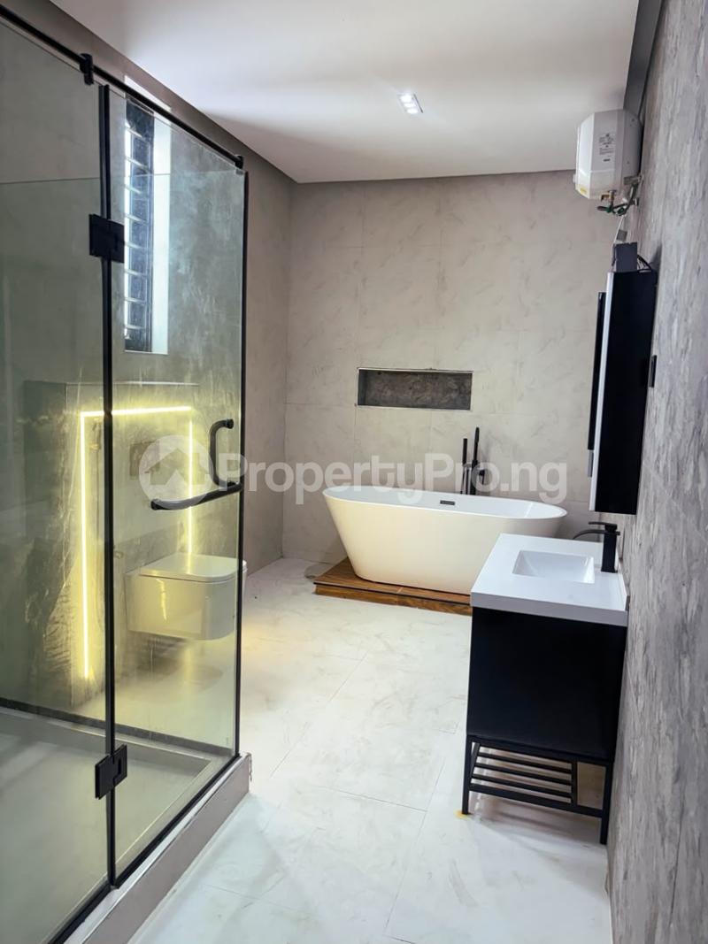 5 bedroom House for sale Osapa london Lekki Lagos