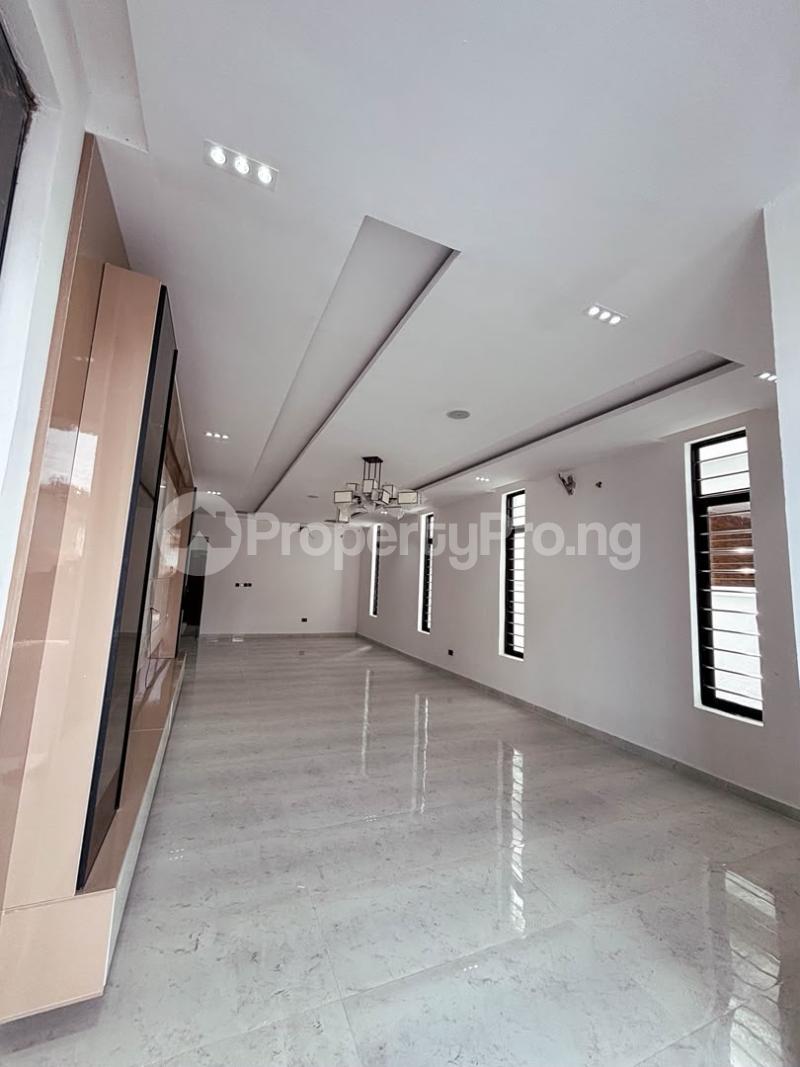 5 bedroom House for sale Osapa london Lekki Lagos