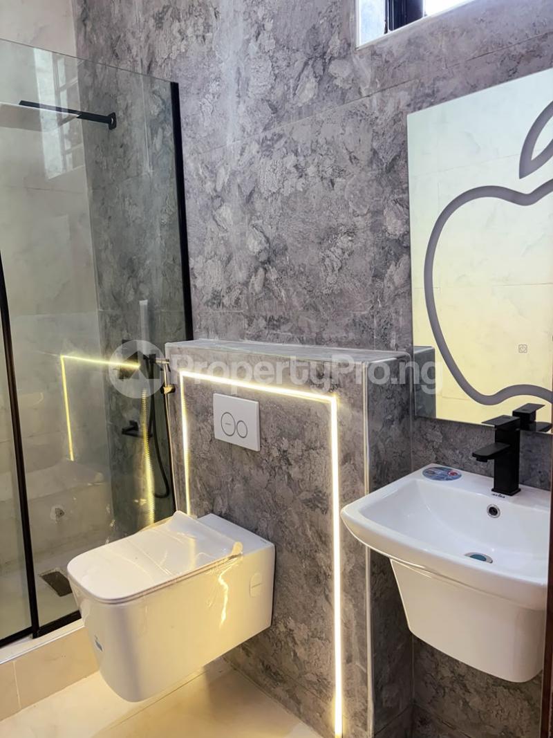 5 bedroom House for sale Osapa london Lekki Lagos