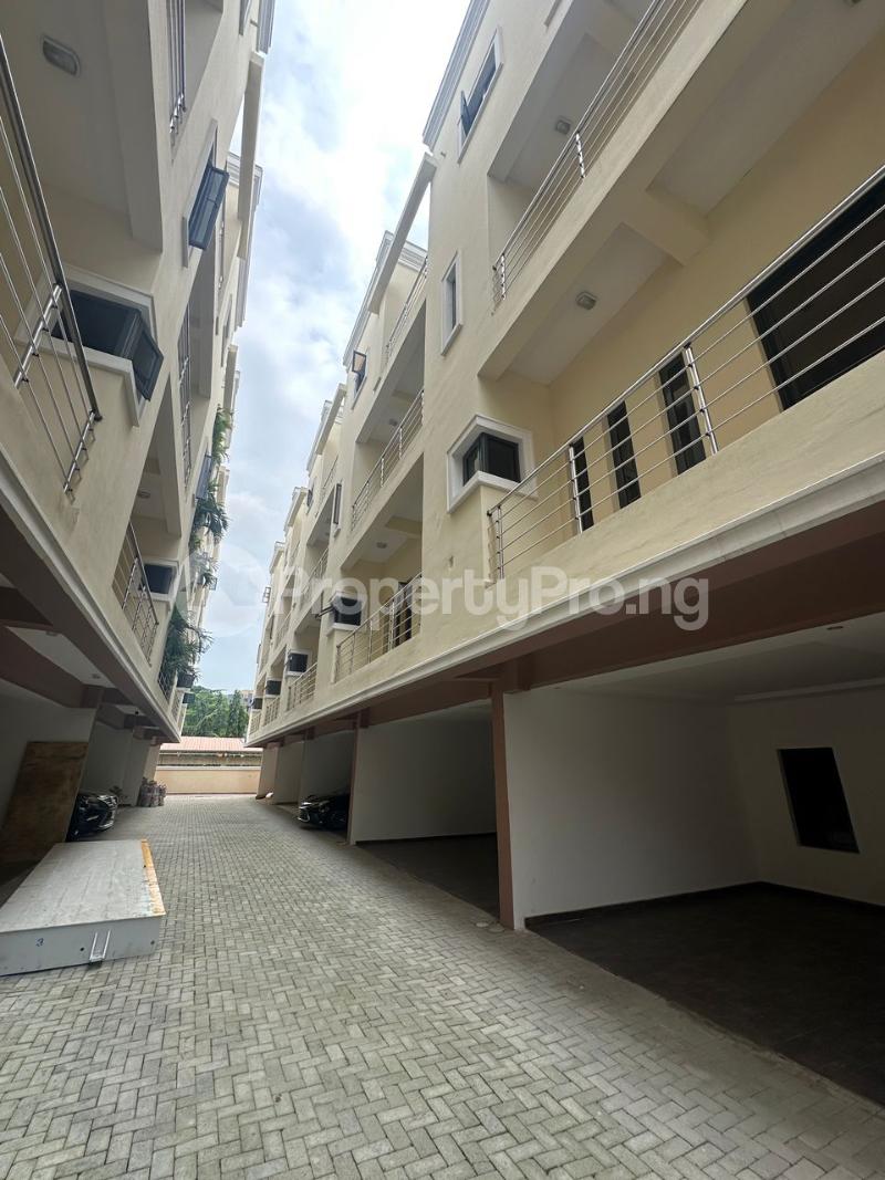 4 bedroom House for sale Ikoyi Lagos