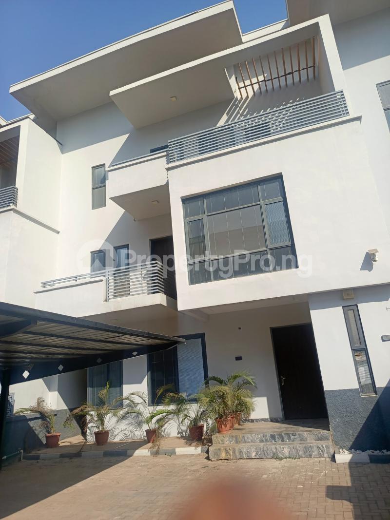 4 bedroom House for rent Guzape Abuja