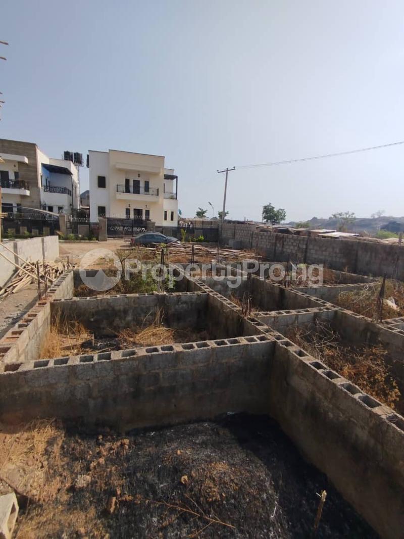 Land for sale Lugbe Abuja