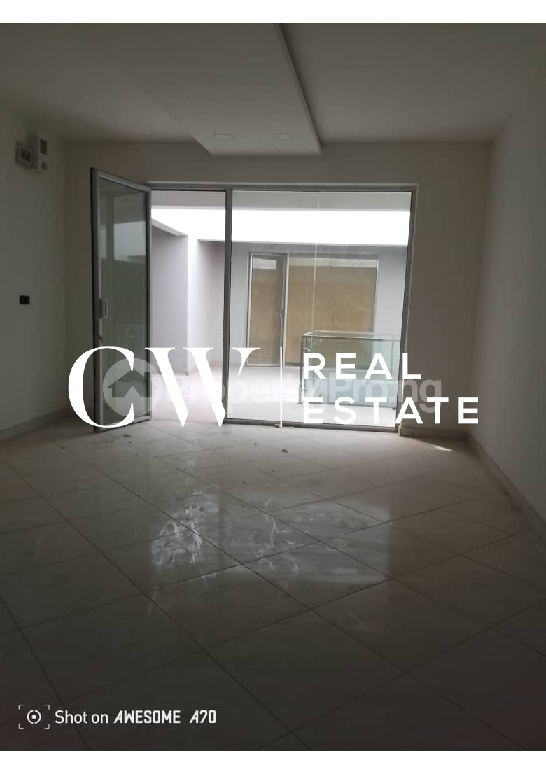 Commercial Property for rent Lekki Lagos