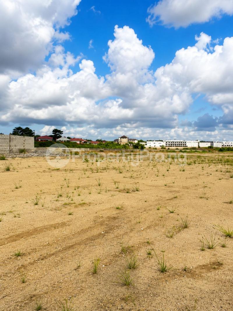 Land for sale Chevron Drive Lekki Lagos