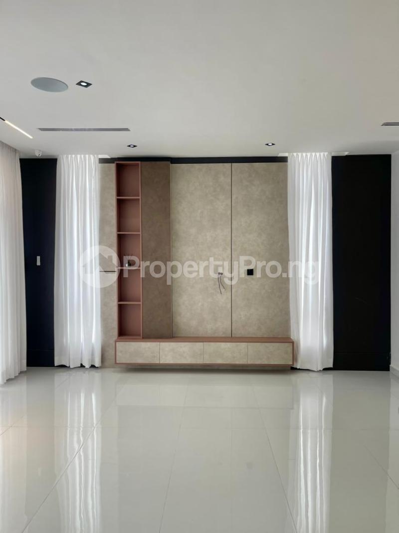 4 bedroom House for sale Ikoyi Lagos