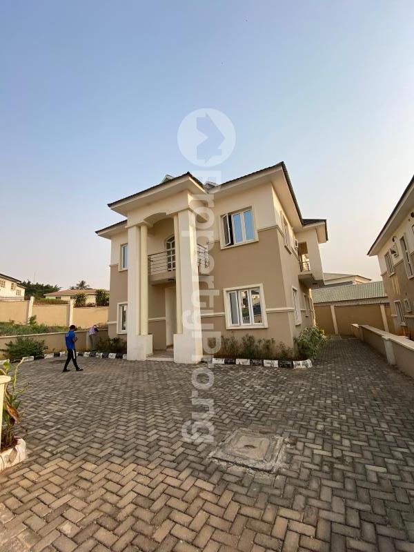 5 bedroom House for rent Agodi Ibadan Oyo