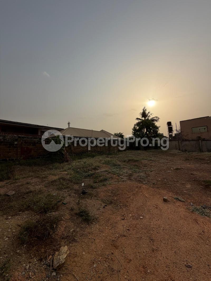 Land for sale Aare, Oluyole Estate Ibadan Oyo