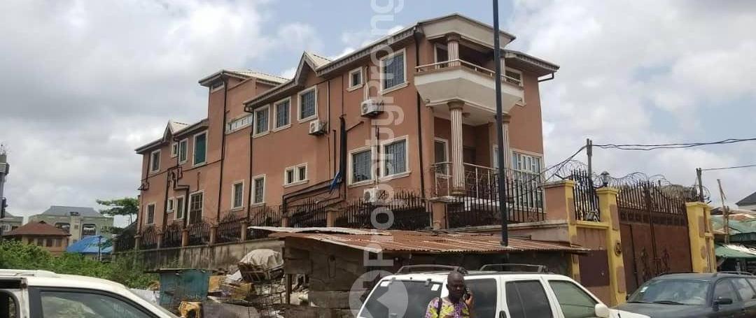 House for sale   Ebute Metta Yaba Lagos