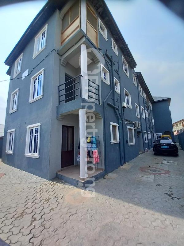 1 bedroom Flat / Apartment for rent Ladi Lak Shomolu Shomolu Lagos