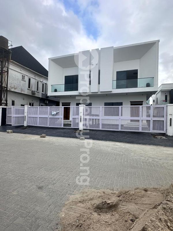 4 bedroom House for sale Orchid Road By Chevron Toll Gate orchid Lekki Lagos