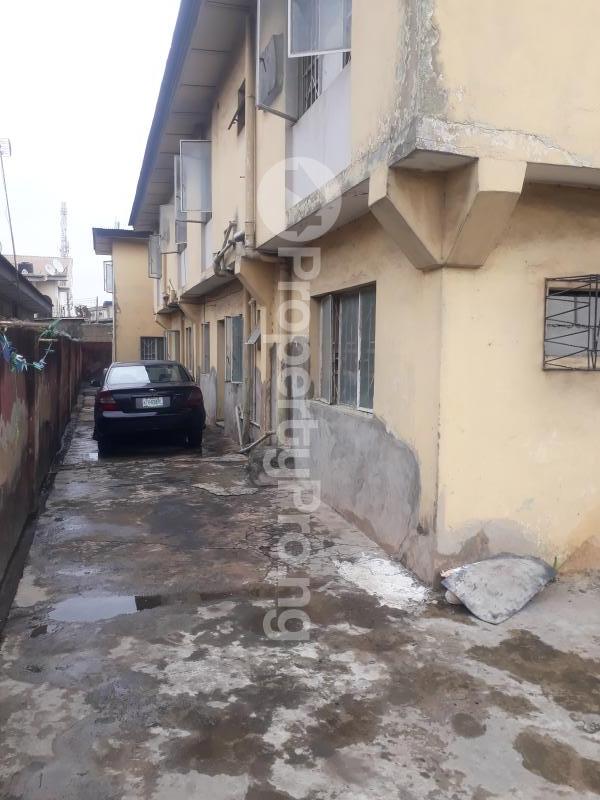 4 bedroom House for rent Off Shaki Crescent Aguda Surulere Lagos - 0