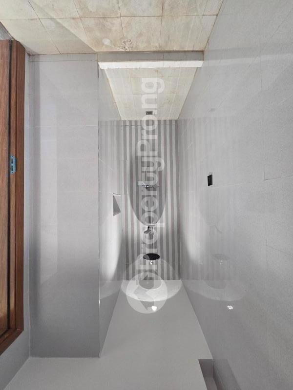 5 bedroom House for sale Adeniyi Jones Ikeja Lagos