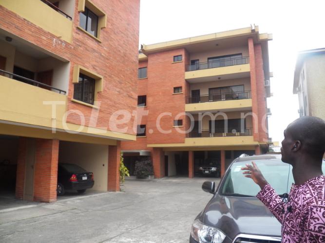 4 bedroom House for rent Etim Iyang Crescent Victoria island Victoria Island Lagos