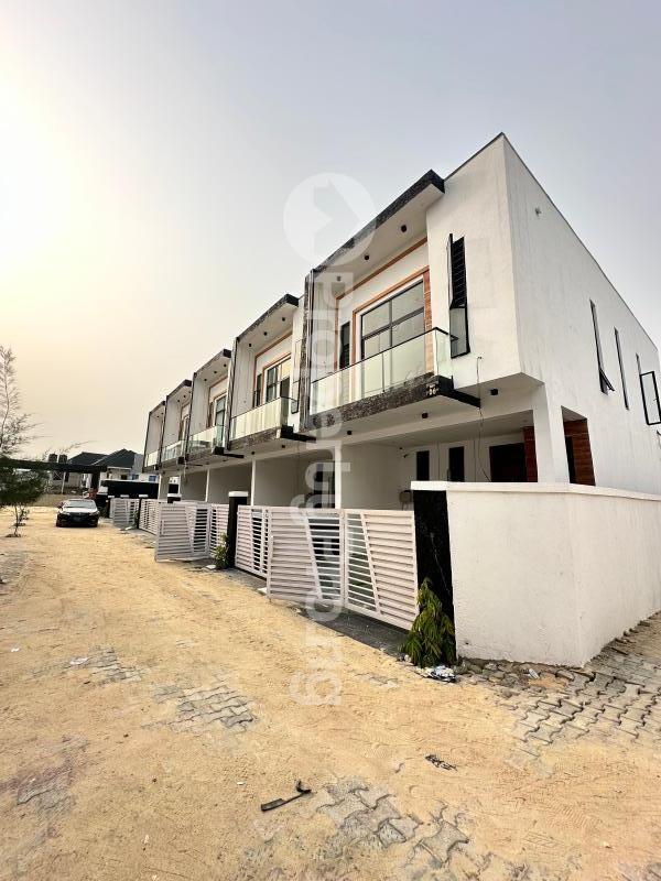 4 bedroom House for sale Ikota Lekki Lagos