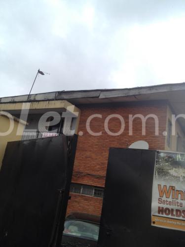 3 bedroom Flat / Apartment for rent 3, Odulami Str Maryland Ikeja Lagos