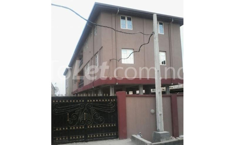 3 bedroom Flat / Apartment for rent Akoka Yaba Yaba Lagos - 0