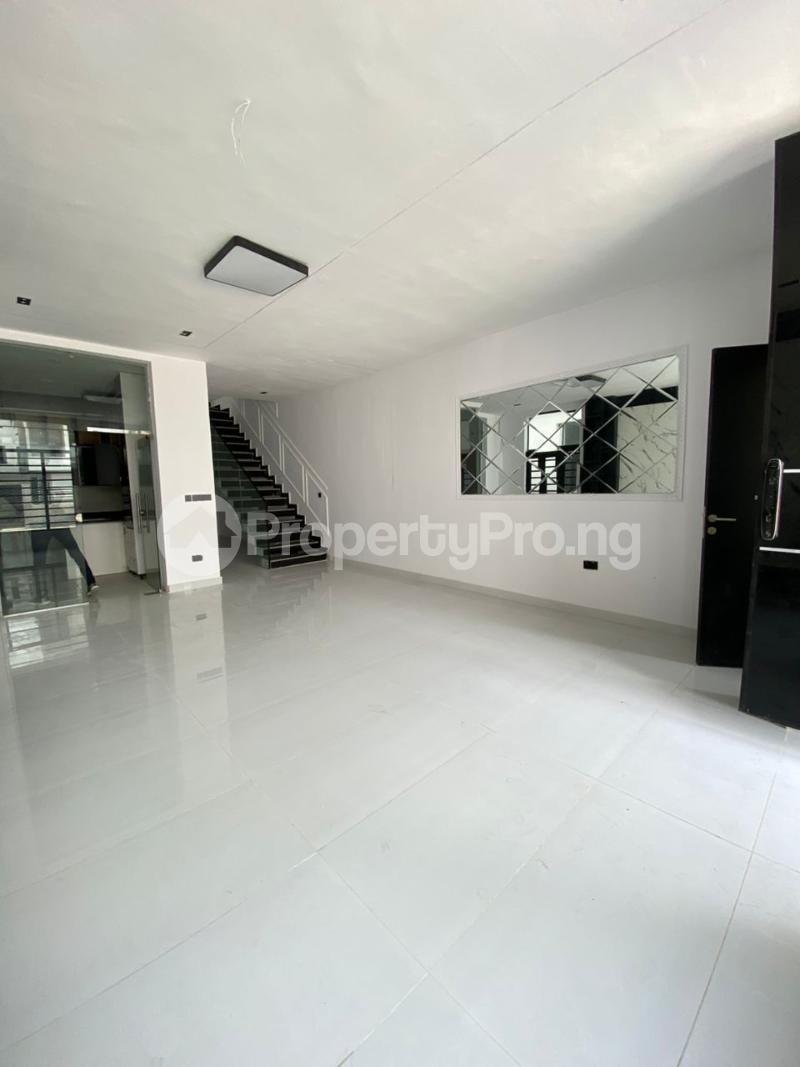 4 bedroom House for sale Ikota Lekki Lagos