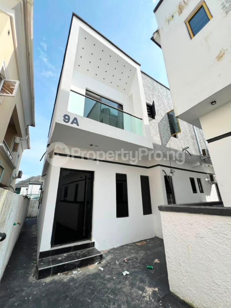 4 bedroom House for sale Chevron Lekki Lagos