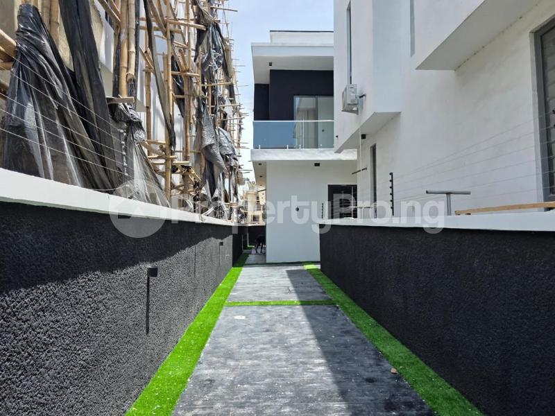 4 bedroom House for rent Chevron Lekki Lagos