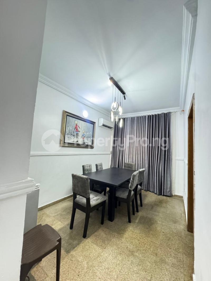 4 bedroom House for rent ONIRU Victoria Island Lagos