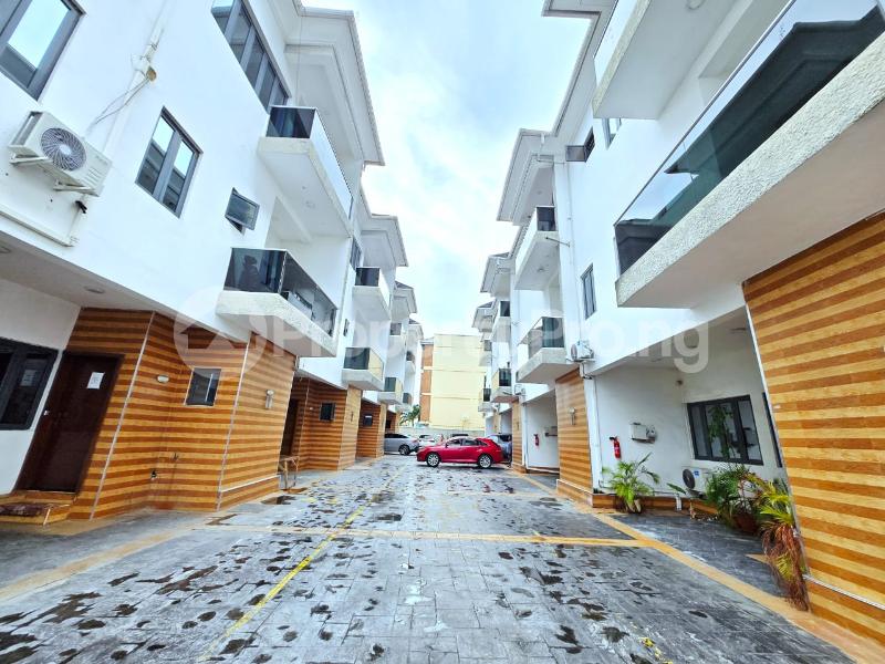 4 bedroom House for rent Osapa london Lekki Lagos