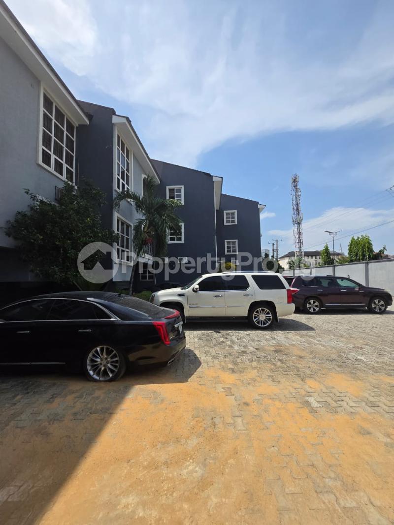 4 bedroom House for rent ONIRU Victoria Island Lagos