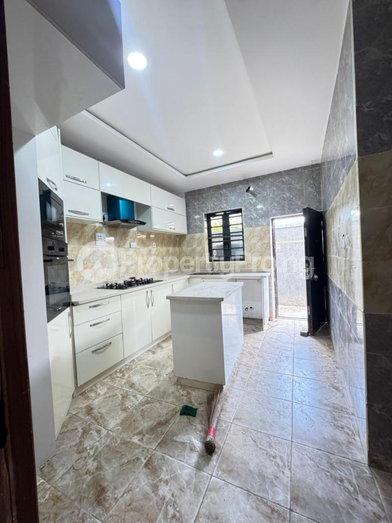 4 bedroom House for rent Orchid Lekki Lagos