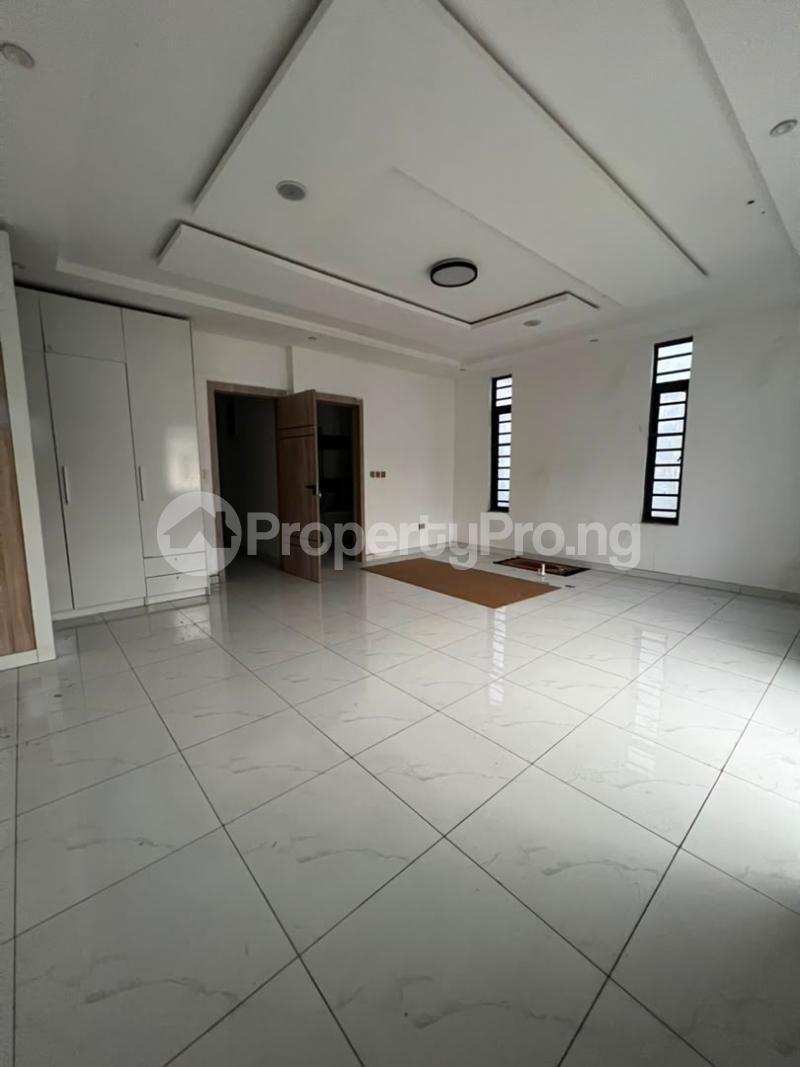 4 bedroom House for rent Chevron Drive Lekki Lagos