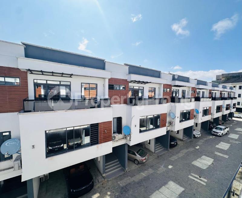 4 bedroom House for rent Ikate Lekki Lagos