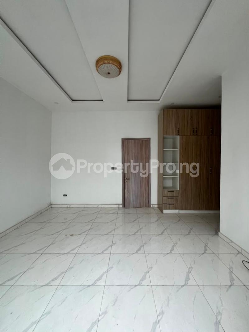 4 bedroom House for rent Ikota Lekki Lagos