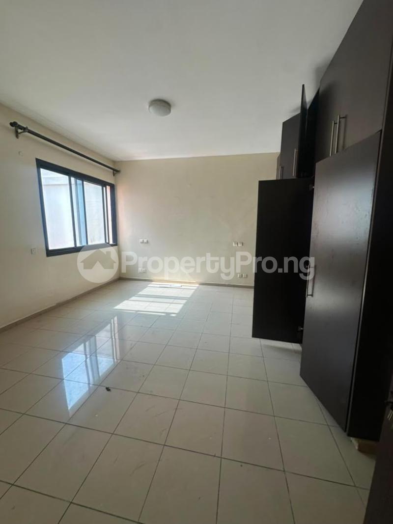 4 bedroom Flat / Apartment for rent Banana Island Ikoyi Lagos