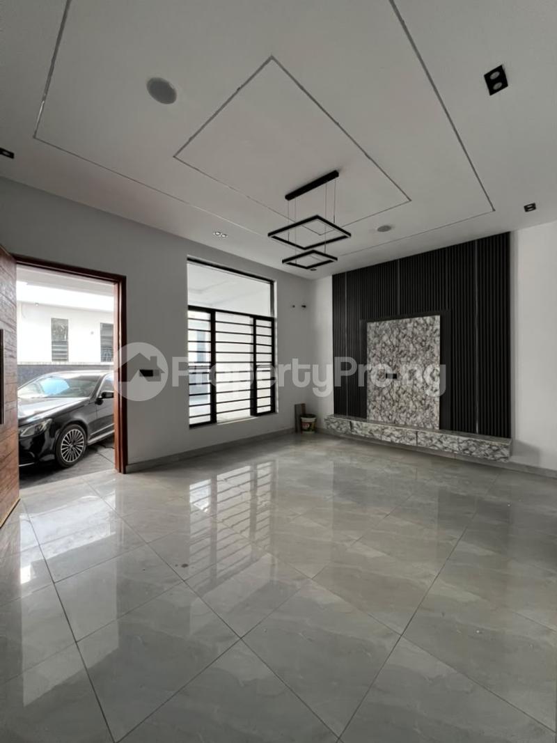 4 bedroom House for rent Ikota Lekki Lagos