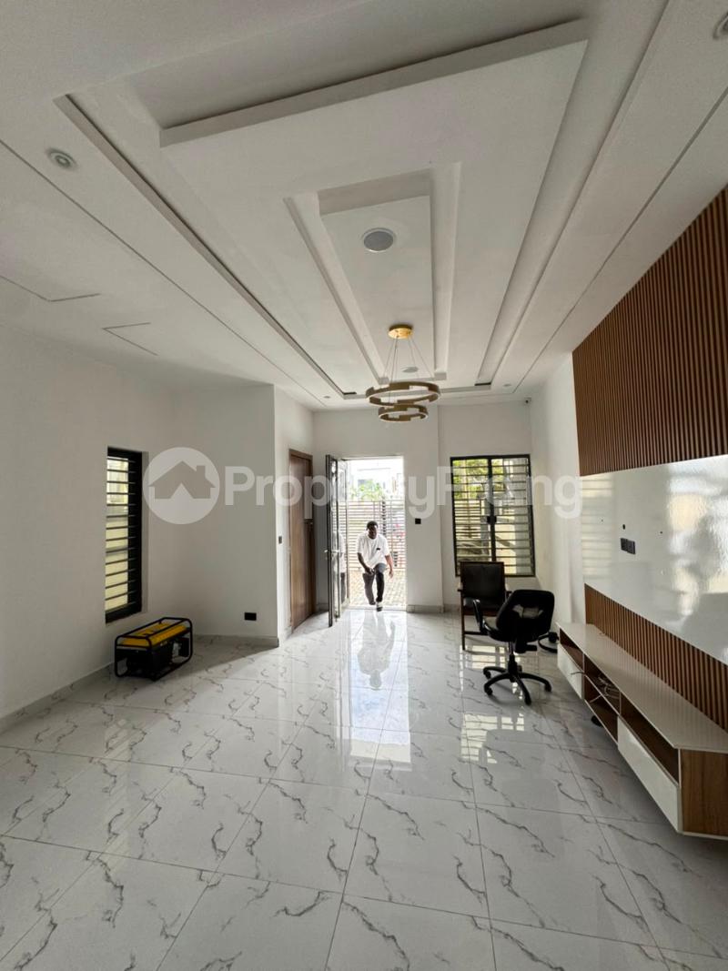 4 bedroom House for sale Abraham adesanya estate Ajah Lagos