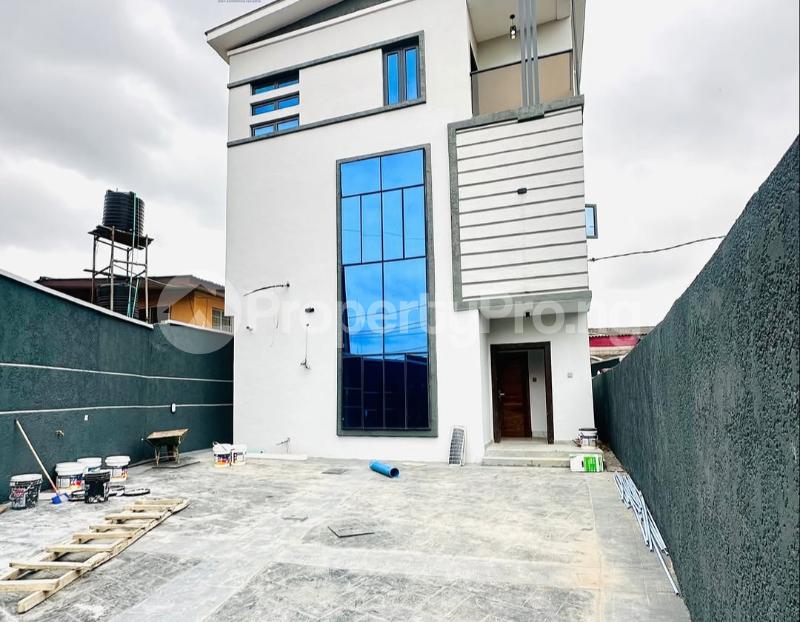 4 bedroom House for sale Ifako-gbagada Gbagada Lagos