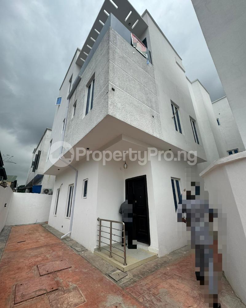 4 bedroom House for sale Omole phase 1 Ojodu Lagos